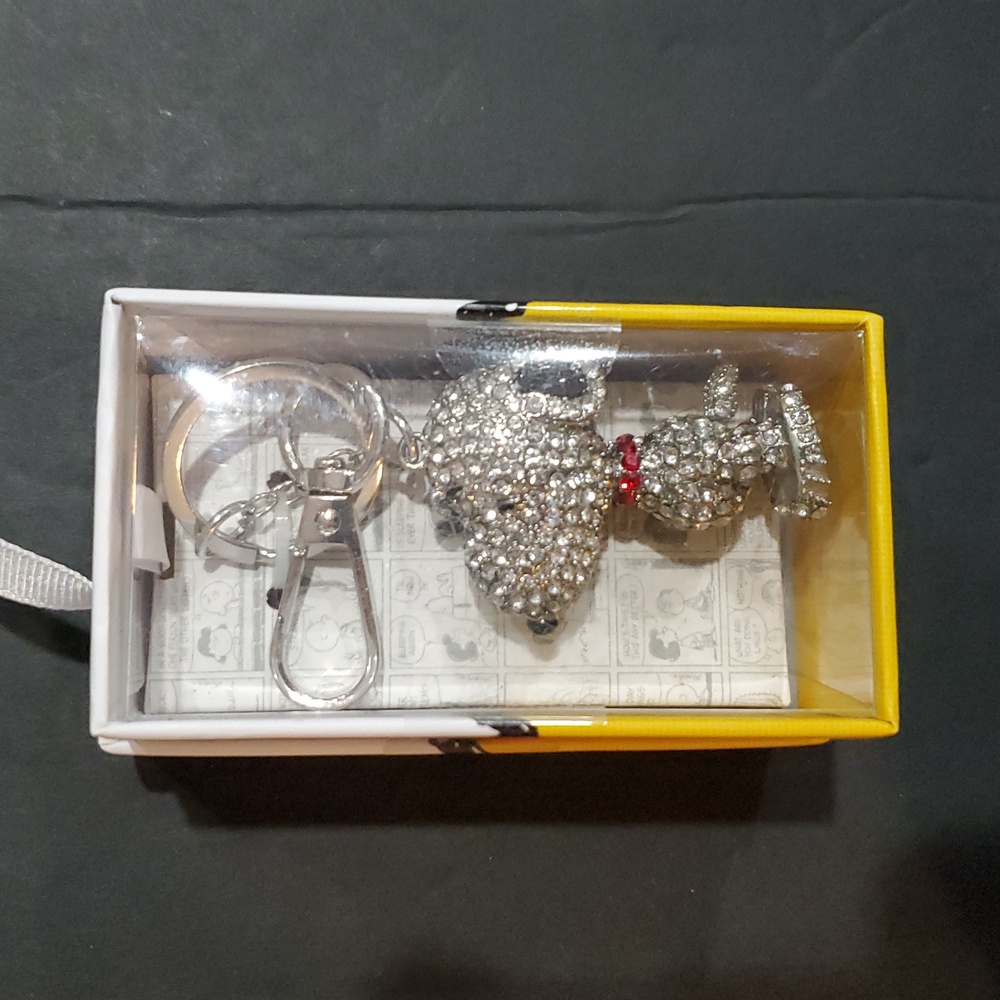 Peanuts‎ Snoopy crystal rhinestone covered bag charm key holder accessory new - Picture 10 of 13